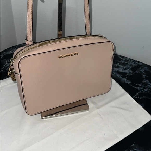 Michael Kors Handbag Jet Set Powder Pink Leather Crossbody Bag AUTHENTIC - Picture 4 of 9